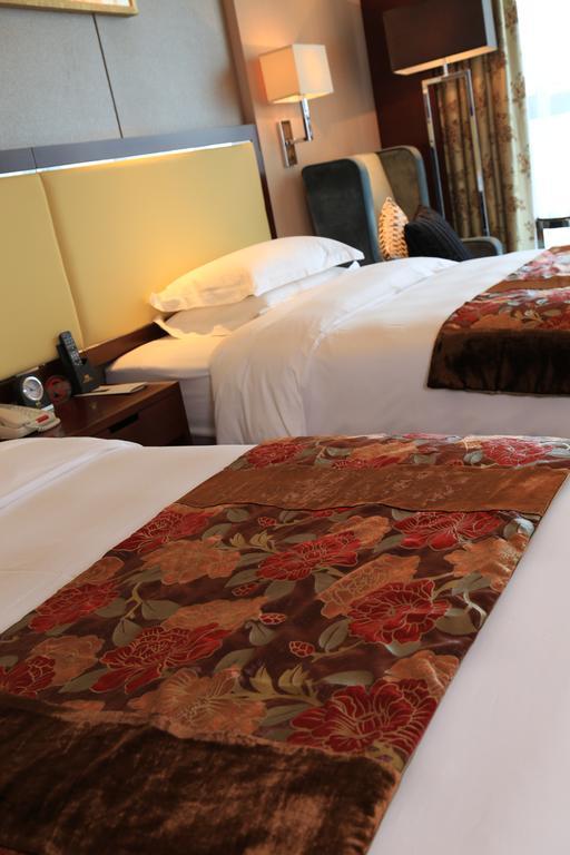 Guangzhou Changfeng Gloria Plaza Hotel Room photo
